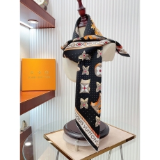 Louis Vuitton Scarf